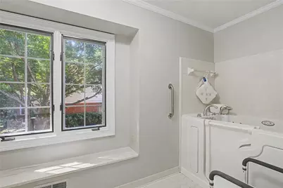 1883 Bedfordshire Court, Decatur, GA 30033 - Photo 15
