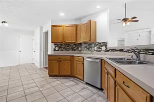 3641 Coveside Ct, Loganville, GA 30052 - Photo 11
