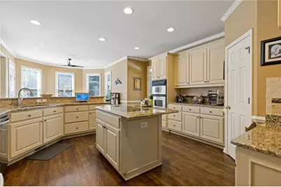 700 Rose Creek Circle, Johns Creek, GA 30097 - Photo 15