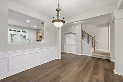 372 Suwanee Avenue, Suwanee, GA 30024 - Photo 9