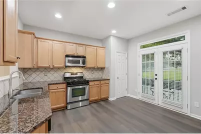 372 Suwanee Avenue, Suwanee, GA 30024 - Photo 15