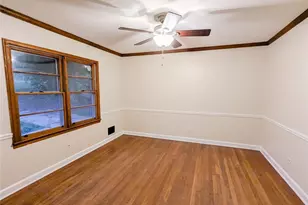 2019 Bramblewood Dr NE, Atlanta, GA 30329 - Photo 9