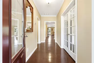 827 Rockford Commons Drive SW, Marietta, GA 30064 - Photo 9