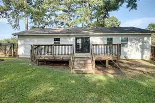 1402 Wethersfield Rd, Snellville, GA 30078 - Photo 19