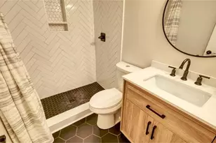 1402 Wethersfield Rd, Snellville, GA 30078 - Photo 11