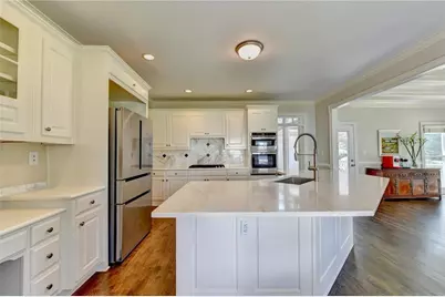 8015 St Marlo Country Club Parkway, Duluth, GA 30097 - Photo 25