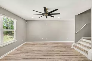 1128 Oak Hollow Ln, Hampton, GA 30228 - Photo 9