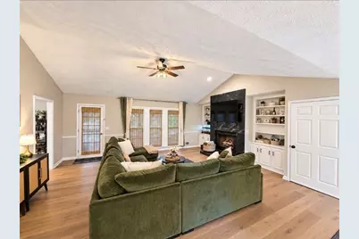 3731 Spring Leaf Lane, Acworth, GA 30101 - Photo 5