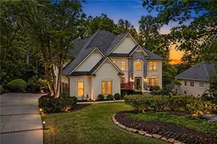 630 Danas Ridge Dr, Roswell, GA 30075 - Photo 1