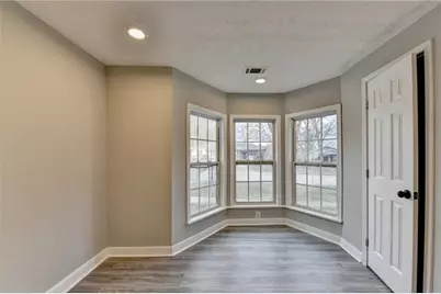 574 Glendale Road, Scottdale, GA 30079 - Photo 17