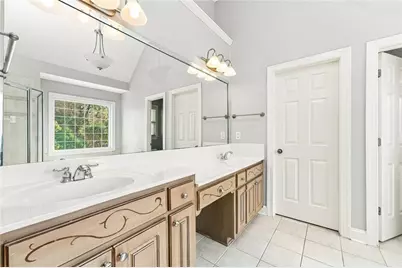 2090 Misty Oaks Drive, Buford, GA 30519 - Photo 17