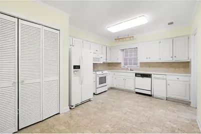 1825 Bedfordshire Drive, Decatur, GA 30033 - Photo 13