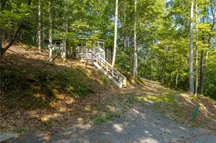 767 Robertson Cir, Blairsville, GA 30512 - Photo 3