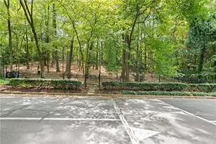4252 River Green Dr NW, Atlanta, GA 30327 - Photo 29