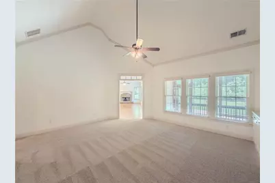 517 Richmond Place, Loganville, GA 30052 - Photo 9