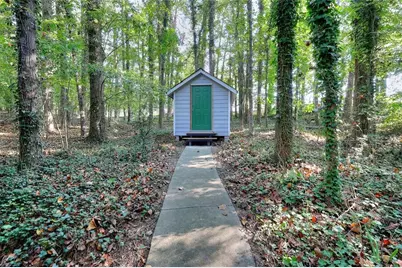 1786 SW Bear Cave SW, Lilburn, GA 30047 - Photo 7
