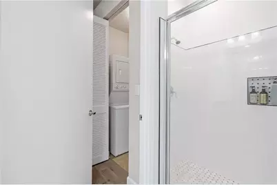 711 Cosmopolitan Drive NE #300, Atlanta, GA 30324 - Photo 9
