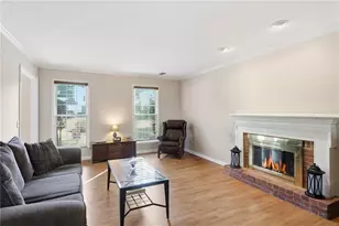 166 Knollwood Dr NW, Marietta, GA 30064 - Photo 9