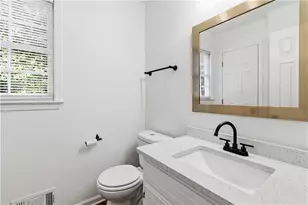2045 Maier Ct, Snellville, GA 30078 - Photo 15