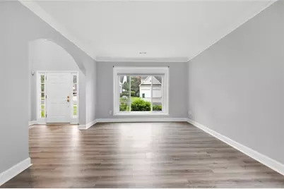 702 Ashley Glen Lane, Johns Creek, GA 30022 - Photo 5