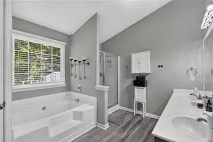 4692 Devencrest Ln, Buford, GA 30519 - Photo 17