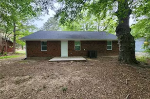 723 W Creek Cir, Monroe, GA 30655 - Photo 15