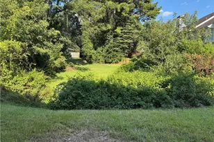 5889 Trent Walk Dr, Lithonia, GA 30038 - Photo 5