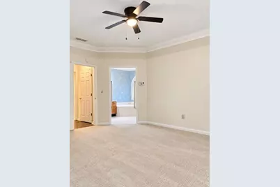 7109 Woodridge Lane, Union City, GA 30291 - Photo 11