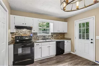 [Address not provided], Gainesville, GA 30506 - Photo 9