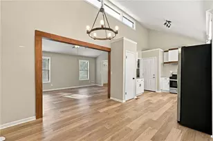 278 Shalloway Dr NE, Kennesaw, GA 30144 - Photo 9