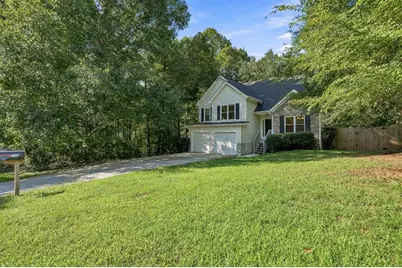 2140 Amberly Glen Way, Dacula, GA 30019 - Photo 3