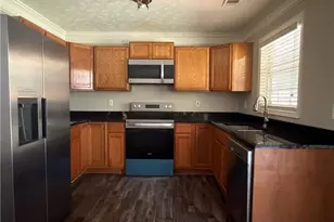252 Thorn Brook Cir, Bethlehem, GA 30620 - Photo 3