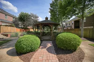 8006 Lexington Dr, Roswell, GA 30075 - Photo 23