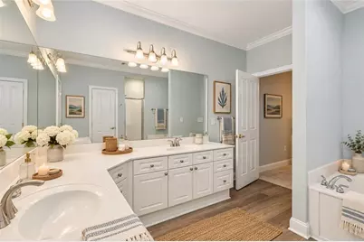 8006 Lexington Drive, Roswell, GA 30075 - Photo 11