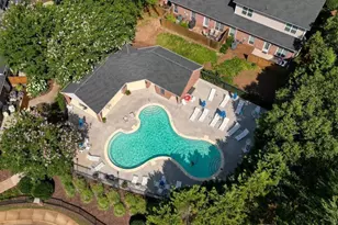 8006 Lexington Dr, Roswell, GA 30075 - Photo 21