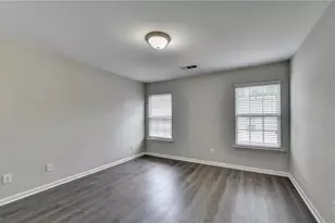 2214 Landing Walk Dr, Duluth, GA 30097 - Photo 29