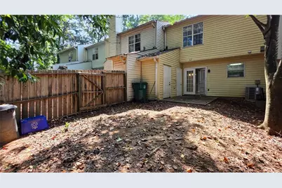 1040 Huntington Trace SE, Smyrna, GA 30082 - Photo 15