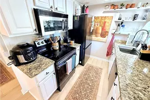 6900 Roswell Rd, Sandy Springs, GA 30328 - Photo 7