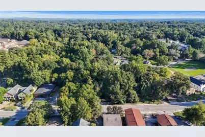 2047 Joseph E Boone Boulevard NW, Atlanta, GA 30314 - Photo 7
