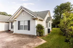 55 Heather Woods Ct, Covington, GA 30016 - Photo 3