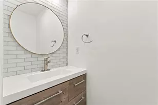 653 Park Village Dr NE, Atlanta, GA 30306 - Photo 17