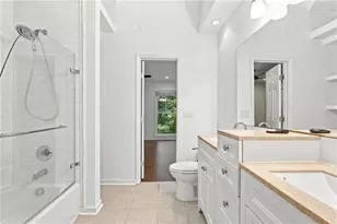 653 Park Village Dr NE, Atlanta, GA 30306 - Photo 23