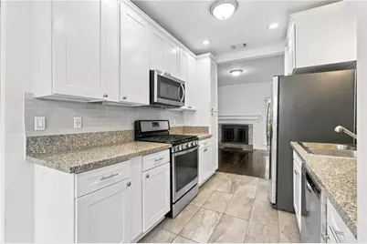 653 Park Village Drive NE, Atlanta, GA 30306 - Photo 11