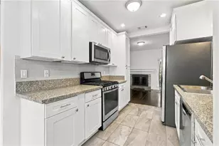 653 Park Village Dr NE, Atlanta, GA 30306 - Photo 11