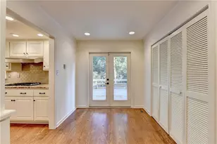 3852 Ivey Ln SW, Lilburn, GA 30047 - Photo 17