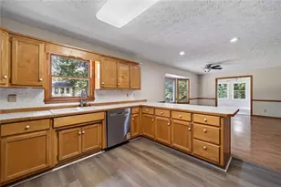 3102 Skyland Dr SW, Snellville, GA 30078 - Photo 9