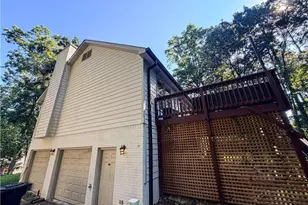 3767 Memorial Pkwy NW, Kennesaw, GA 30152 - Photo 9