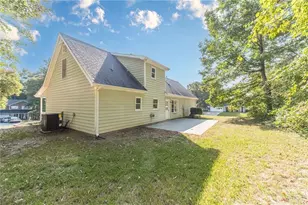 2275 Huntington Dr, Loganville, GA 30052 - Photo 37