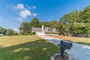 2275 Huntington Dr, Loganville, GA 30052 - Photo 5
