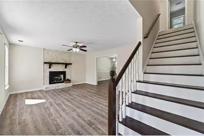 2275 Huntington Drive, Loganville, GA 30052 - Photo 9